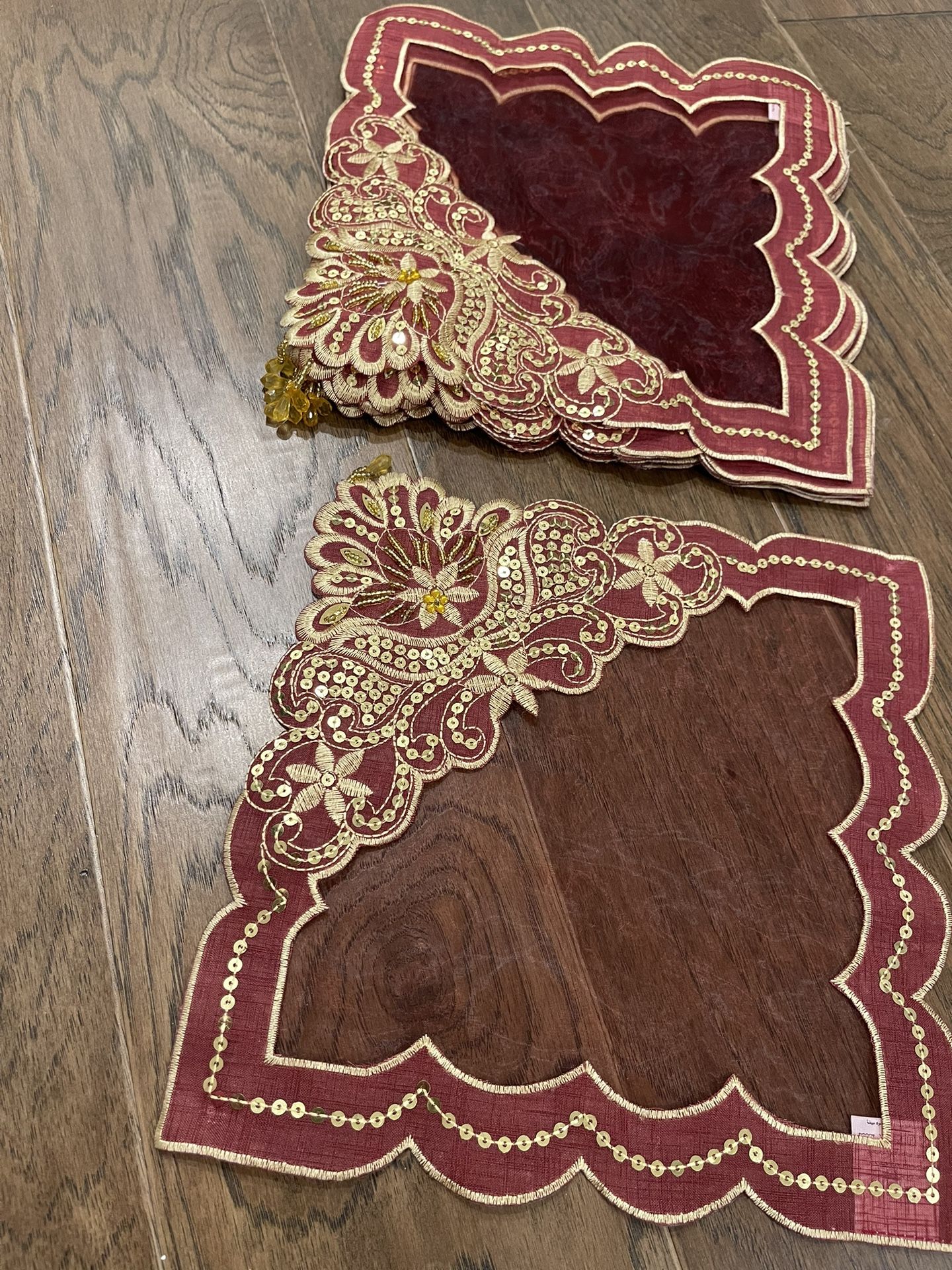 China Cabinet Table Cloth 