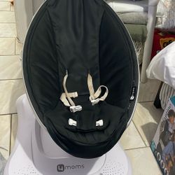 4 Moms Mamaroo 