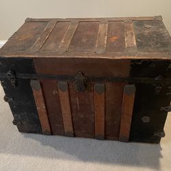 Vintage Steamer Trunk