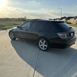 2002 Lexus IS300 Sportcross