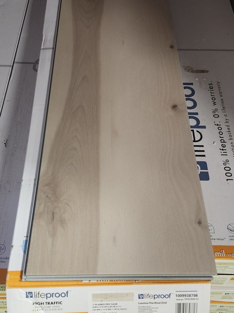 LifeProof Waterproof Vinyl Flooring 22mil Luxurious Pine Wood