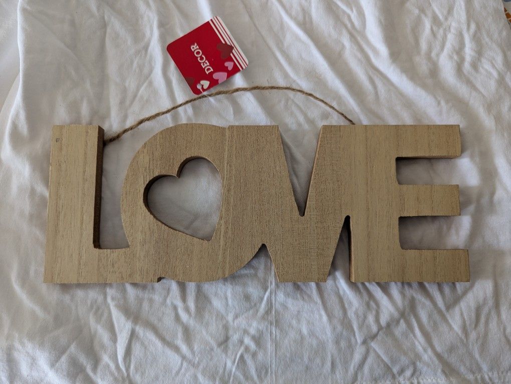 wood craft word sign LOVE HEART home hanging decor