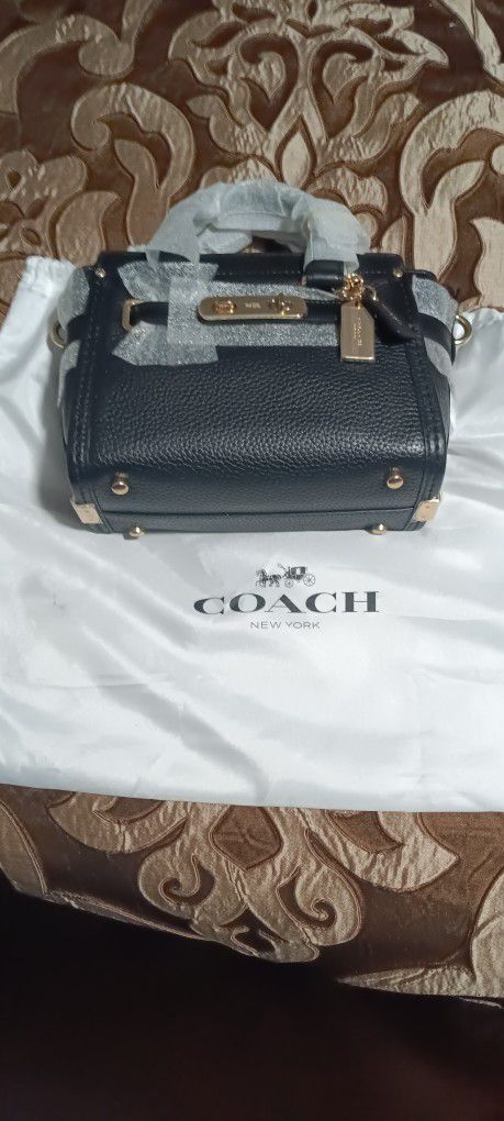 Brand New Coach Leather Purse