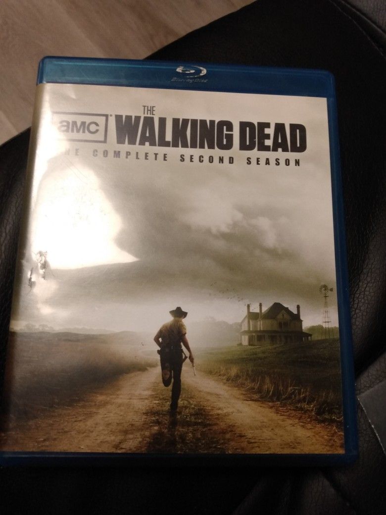 The Walking Dead The Complete Second Season Blu-ray 4 Disc Set