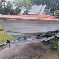 1980's BOAT FOR Sale with Trailer