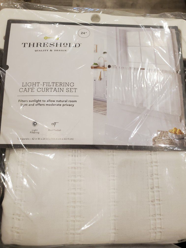 Threshold Cafe Curtain Set