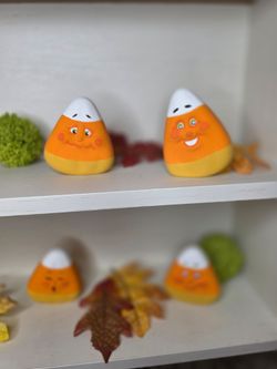 Halloween  figurines