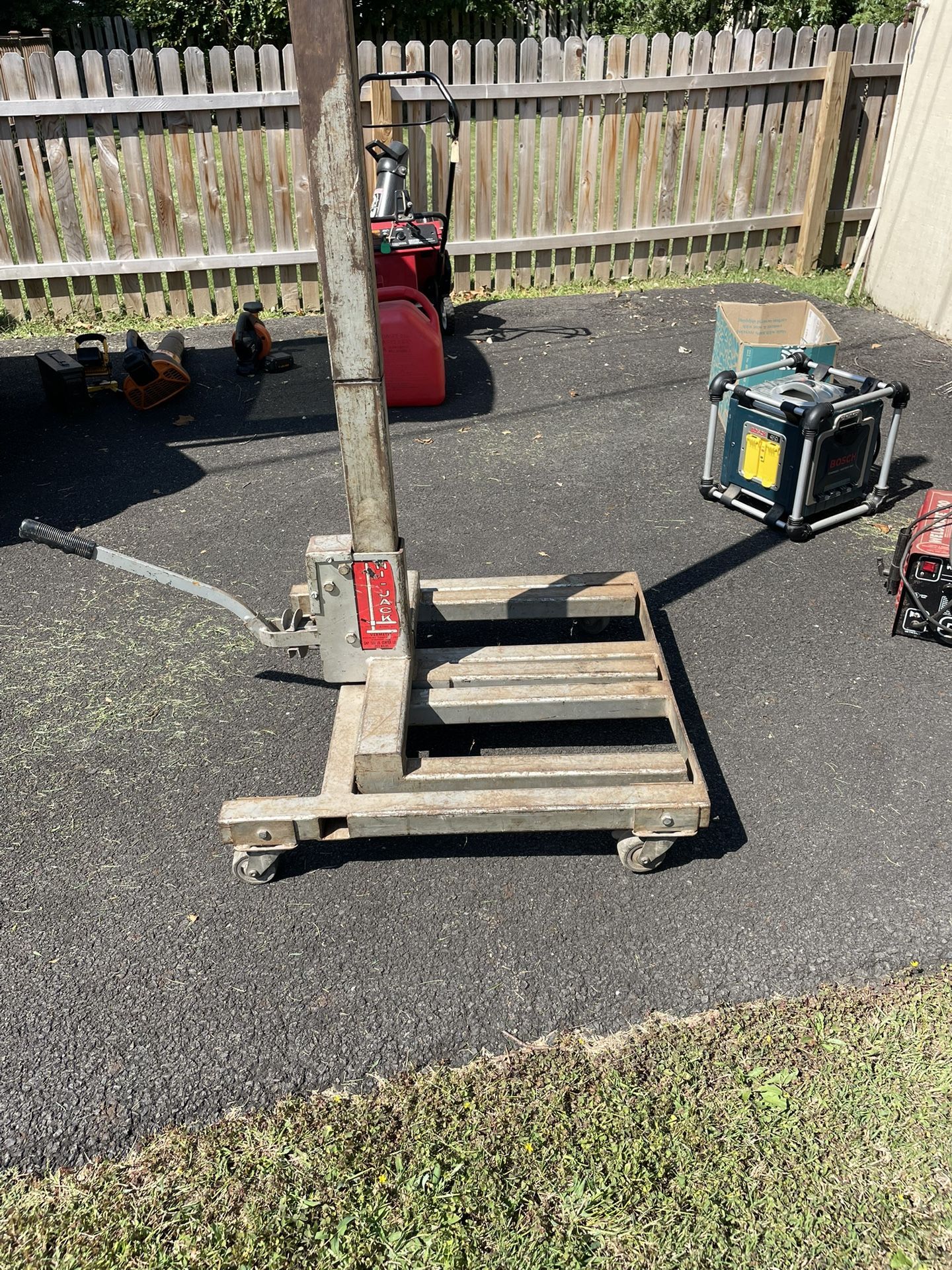 Equipment Jack