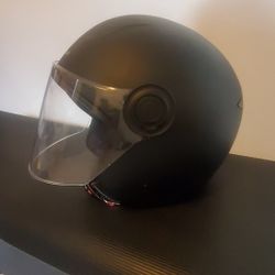 Motorcycle helmet