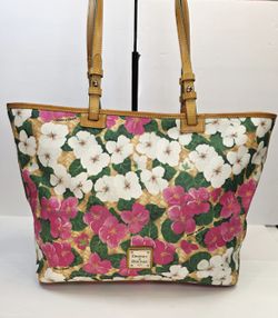 Dooney & Bourke Large Leisure Shopper Leather Tote Fuchsia & White Flowers w/ Basketweave Design 