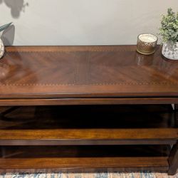 ✨ Elegant Wood Sideboard / Console Table – Beautiful Inlay Top ✨