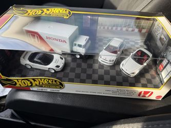 Hot Wheels Premium Box Set Garage Honda 2025 Sakura Sprinter Honda Civic Type R