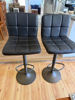 Set of 2 Black Adjustable Bar Stools