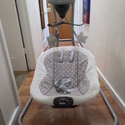 Graco Baby Swing