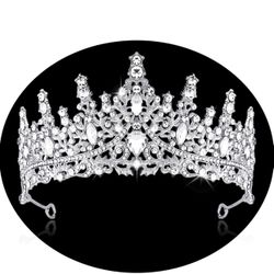 Crown Silver With Rhine Stones