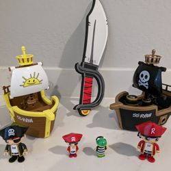 Ryan's World Medium Size Pirate Ships