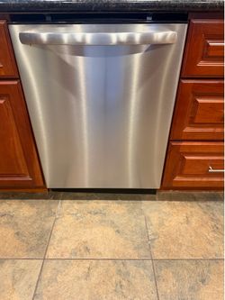 Frigidaire/Electrolux 24-inch Built-In Dishwasher