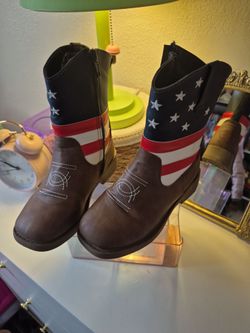 Girls boots size 12