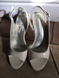 Nine west