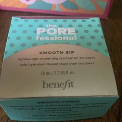 Benefit Cosmetics  The POREfessional Smooth Sip Lightweight Gel-Cream Moisturizer