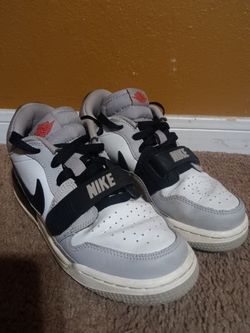 Boys Jordan Legacy 312