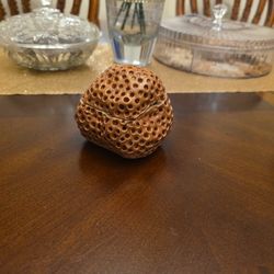 Ugly Korean Wabi -sabi