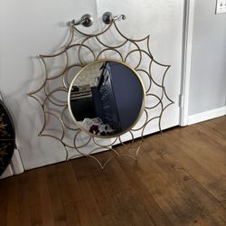 Gold sun mirror 35in x 35in (25$)