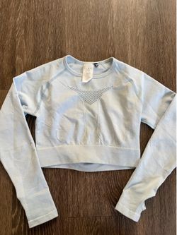 Aybl — Light Blue Cropped Workout Shirt