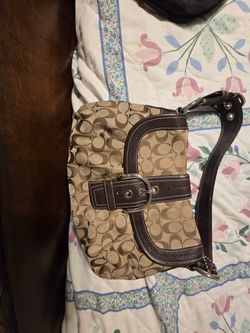 Couch purse