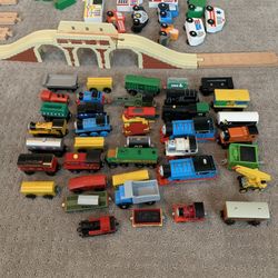 TOYS! Wooden Train Set