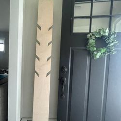 Arrow Design Coat Rack Or hat Storage