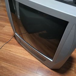 27" CRT Tv Panasonic PV-DM2794 