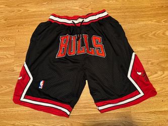 Chicago Bulls Shorts Mens Medium Black Mesh NBA Basketball Just Don 1997 98 Large