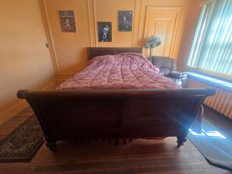 Ethan Allen Queen Dark Wood Sleigh Bed Frame