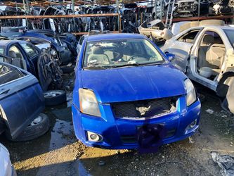 2012 Nissan Sentra for parts, (text us with your needs)