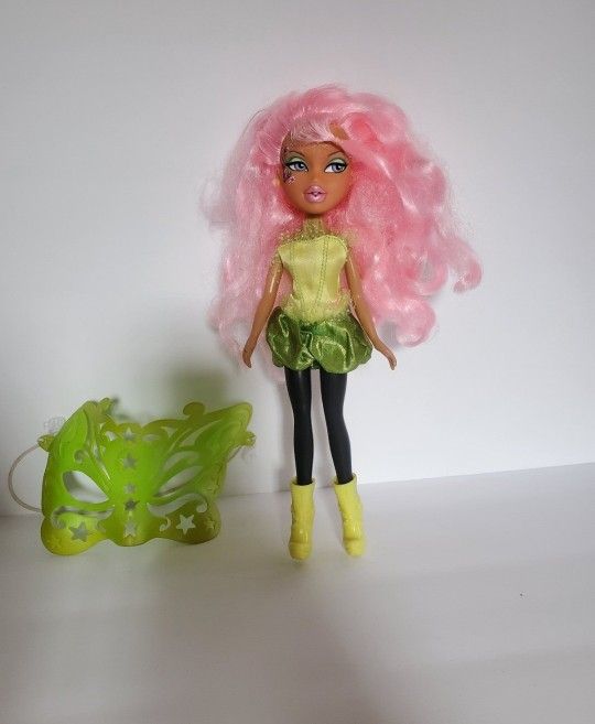 Bratz Masquerade Lian doll