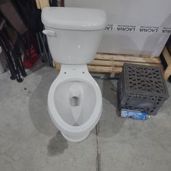 Toilet Gerber New In Box
