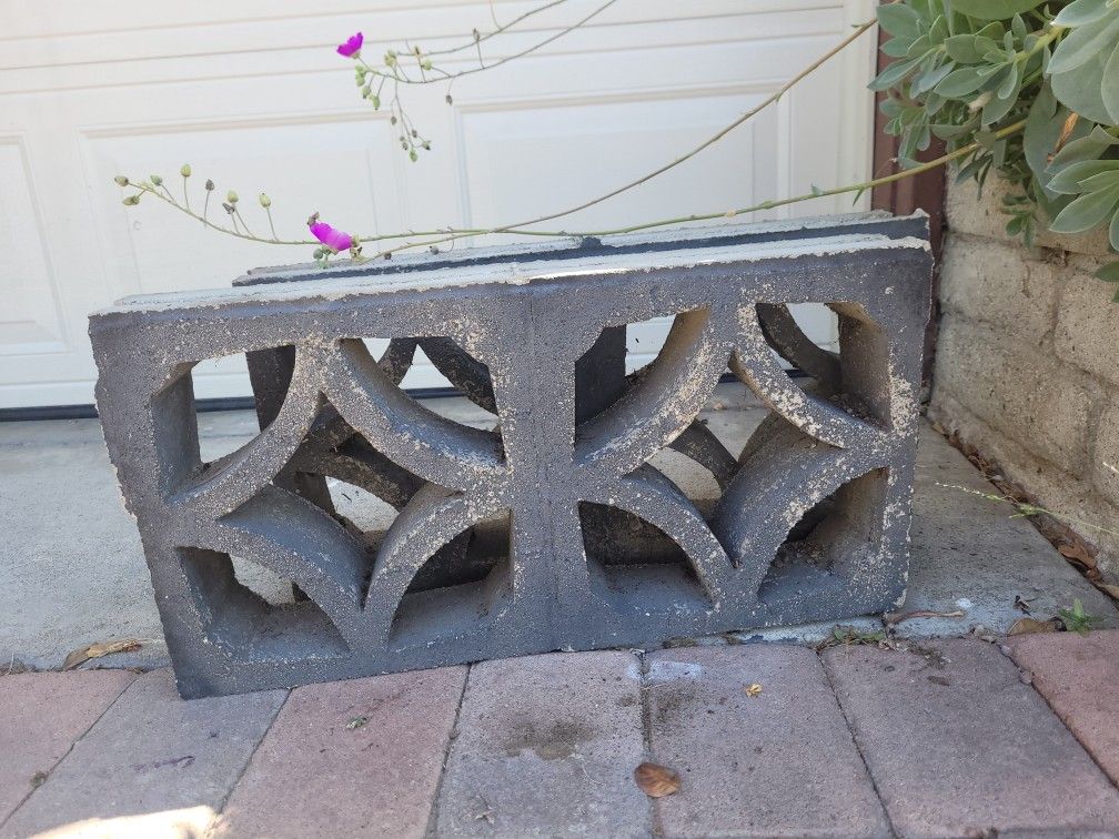 FREE Decorative Blocks for Sale in Downey, CA OfferUp