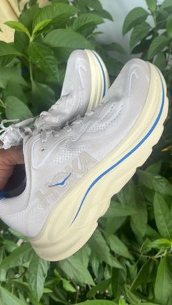 Tenis deportivos Hoka para hombre size 8