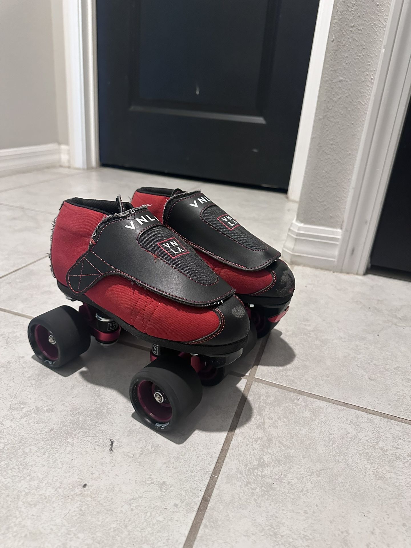 Vnla Skates Red Size 6