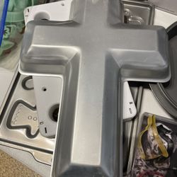 Cross Shaped Cake Pan