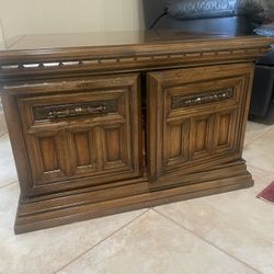 End Table PRICE REDUCTION. 