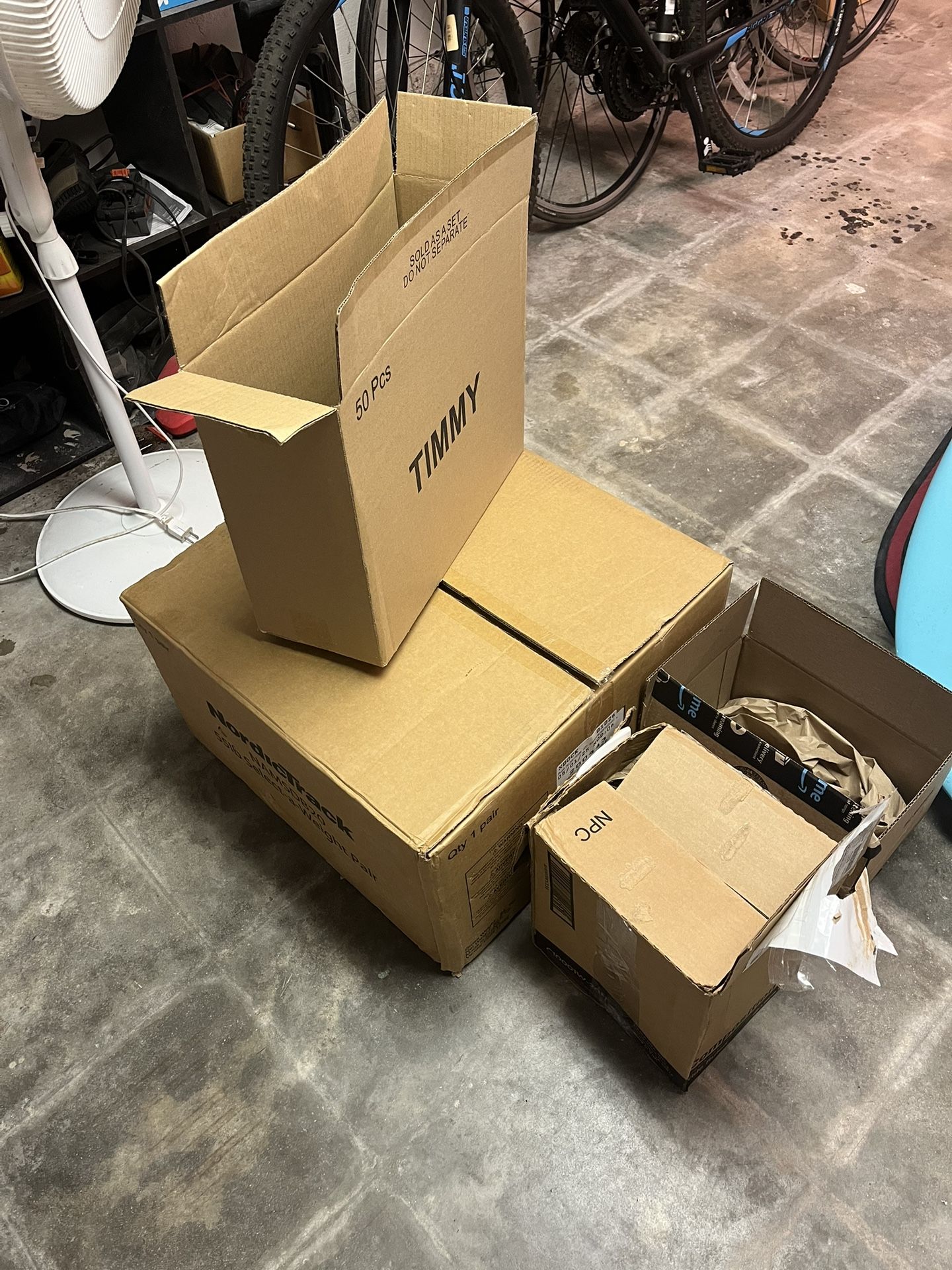 Free Boxes