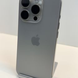 Apple iPhone 15 PRO 256gb. ( Fully Unlocked )