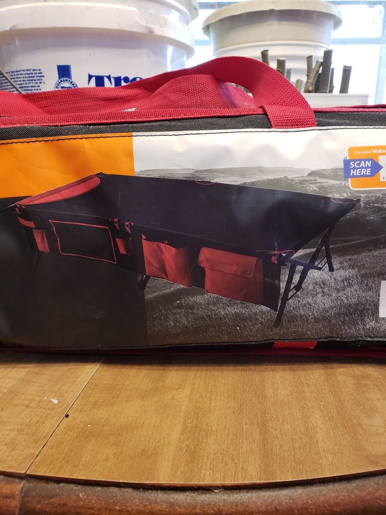Ozark trail deluxe sale folding camp cot