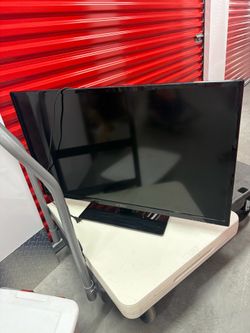 Insignia 44 inch smart tv