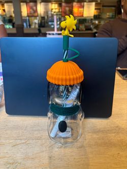 Starbucks x Snoopy