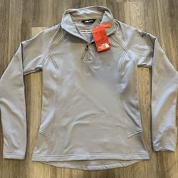 The North Face Women's Grey Quarter Zip Fleece - Size Small - New w/ Tags!!!
