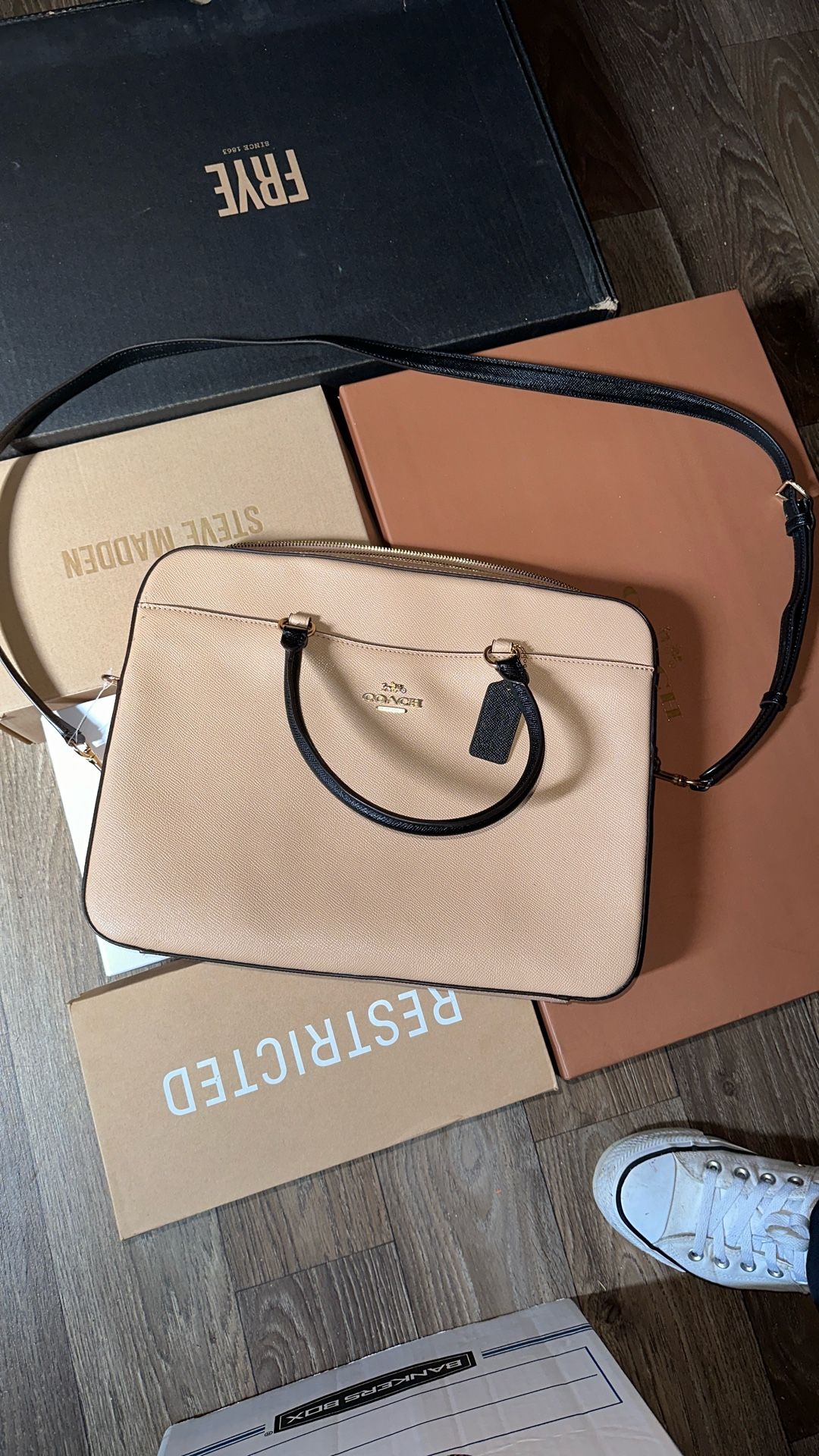 Coach Purse ! New , Never Carried