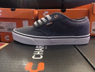 Men’s Size 8 Vans